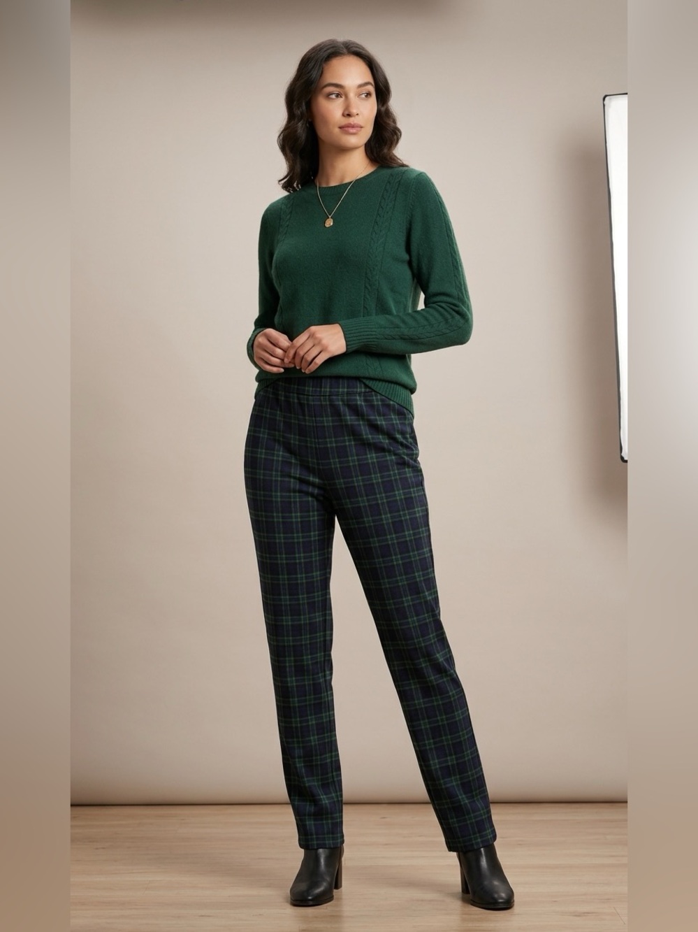 QVC Joan Rivers Medium Pull on Pants Blue Green Check